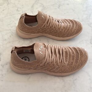 APL TechLoom Wave Sneakers Champagne Knit Athletic Shoes Women’s Size 10